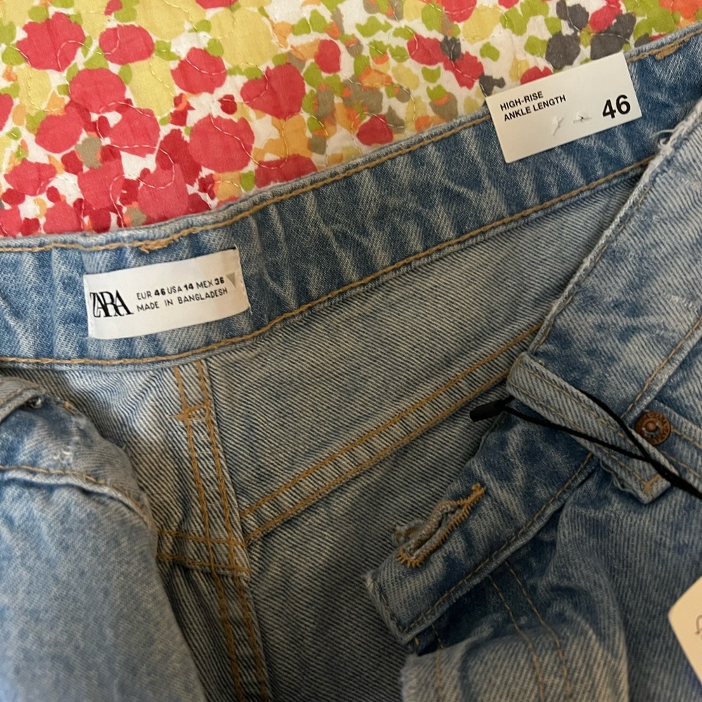Zara high waisted straight leg jeans - Picture 10 of 12